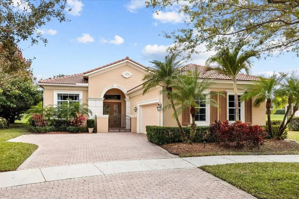 9301 SW Nuova Way Port St Lucie FL 34986