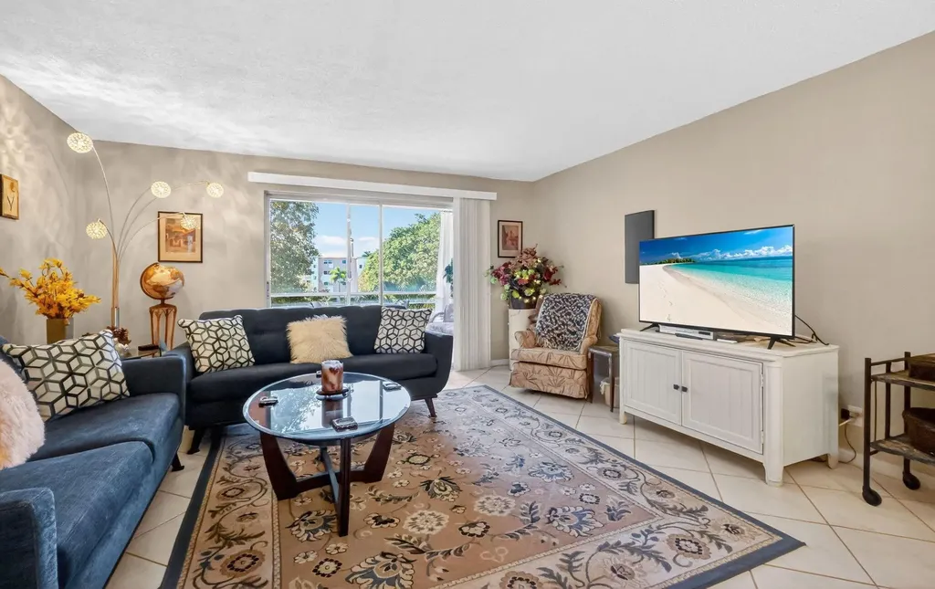 330 NE 26th Avenue Boynton Beach FL 33435