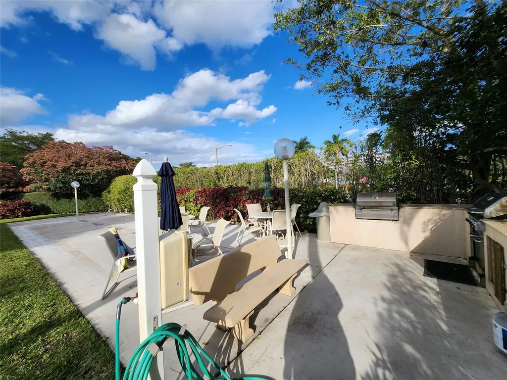 4030 W Palm Aire Drive Pompano Beach FL 33069