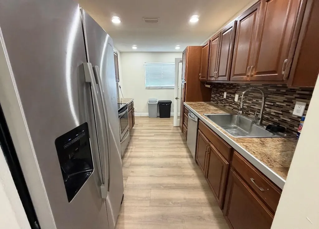 2405 NW 54th Street Fort Lauderdale FL 33309