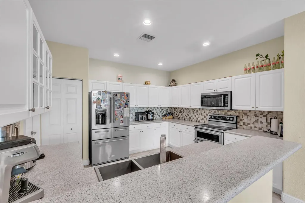 5873 NW 120th Terrace Coral Springs FL 33076