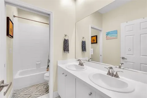 5873 NW 120th Terrace Coral Springs FL 33076