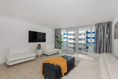 3140 S Ocean Drive Hallandale Beach FL 33009
