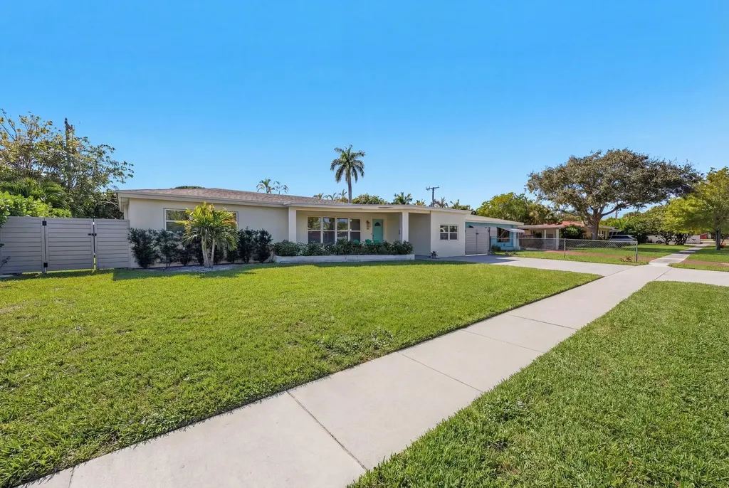 190 NE 21st Street Boca Raton FL 33431