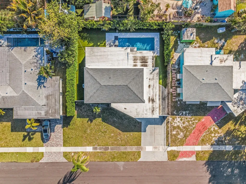 190 NE 21st Street Boca Raton FL 33431