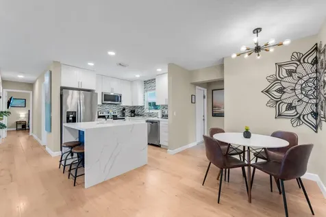 190 NE 21st Street Boca Raton FL 33431