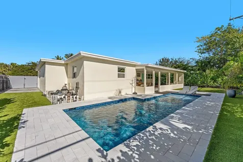 190 NE 21st Street Boca Raton FL 33431