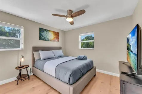 190 NE 21st Street Boca Raton FL 33431