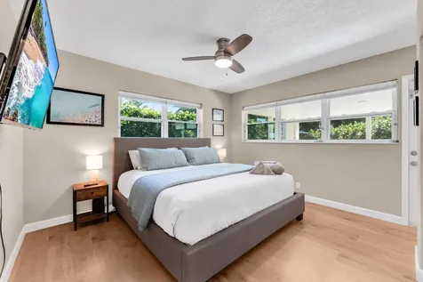 190 NE 21st Street Boca Raton FL 33431