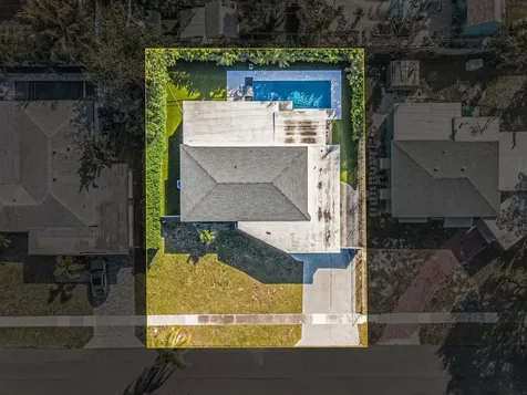 190 NE 21st Street Boca Raton FL 33431