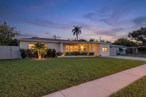 190 NE 21st Street Boca Raton FL 33431