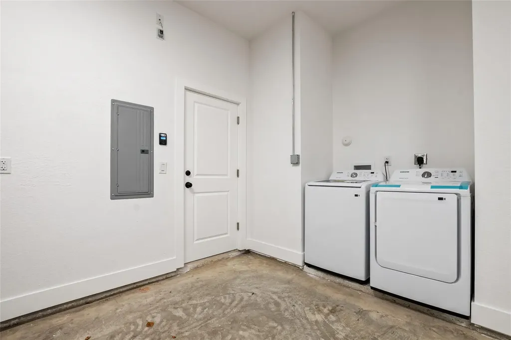 2407 NW 8 Street Fort Lauderdale FL 33311