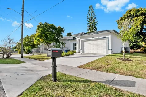 2407 NW 8 Street Fort Lauderdale FL 33311