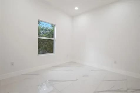 2407 NW 8 Street Fort Lauderdale FL 33311