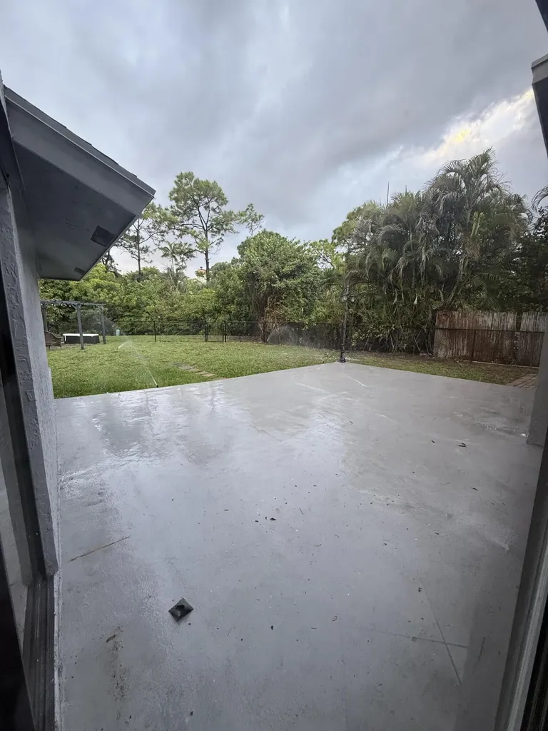 3524 NW 73rd Way Coral Springs FL 33065