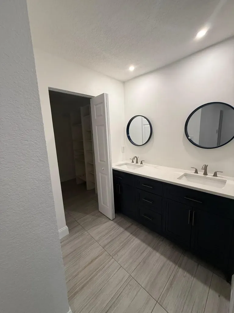 3524 NW 73rd Way Coral Springs FL 33065