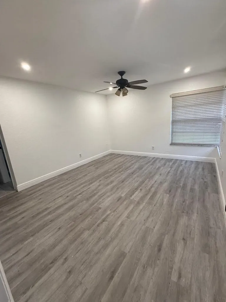3524 NW 73rd Way Coral Springs FL 33065