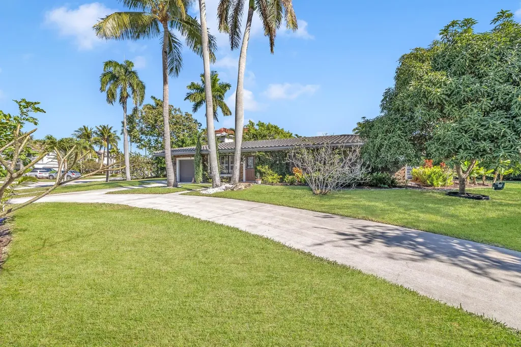2801 NE 48th Court Lighthouse Point FL 33064