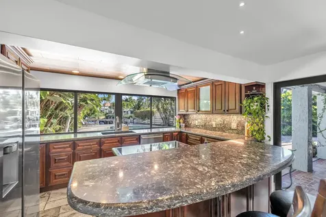 2801 NE 48th Court Lighthouse Point FL 33064