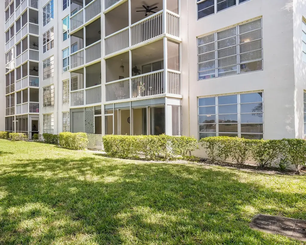3090 N Course Drive Pompano Beach FL 33069