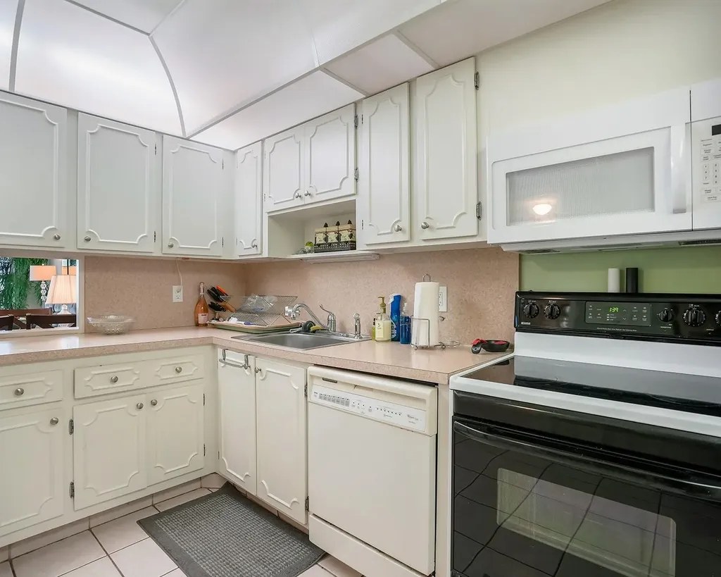 3090 N Course Drive Pompano Beach FL 33069