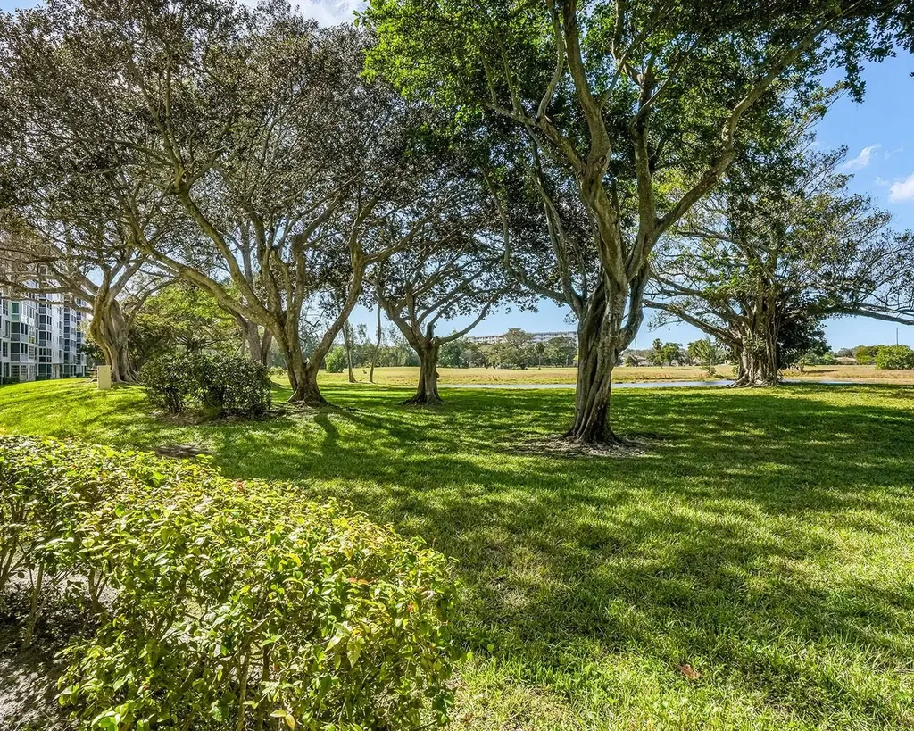 3090 N Course Drive Pompano Beach FL 33069