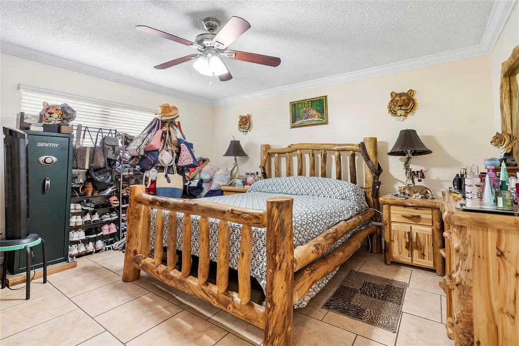 5829 Taylor Street Hollywood FL 33021