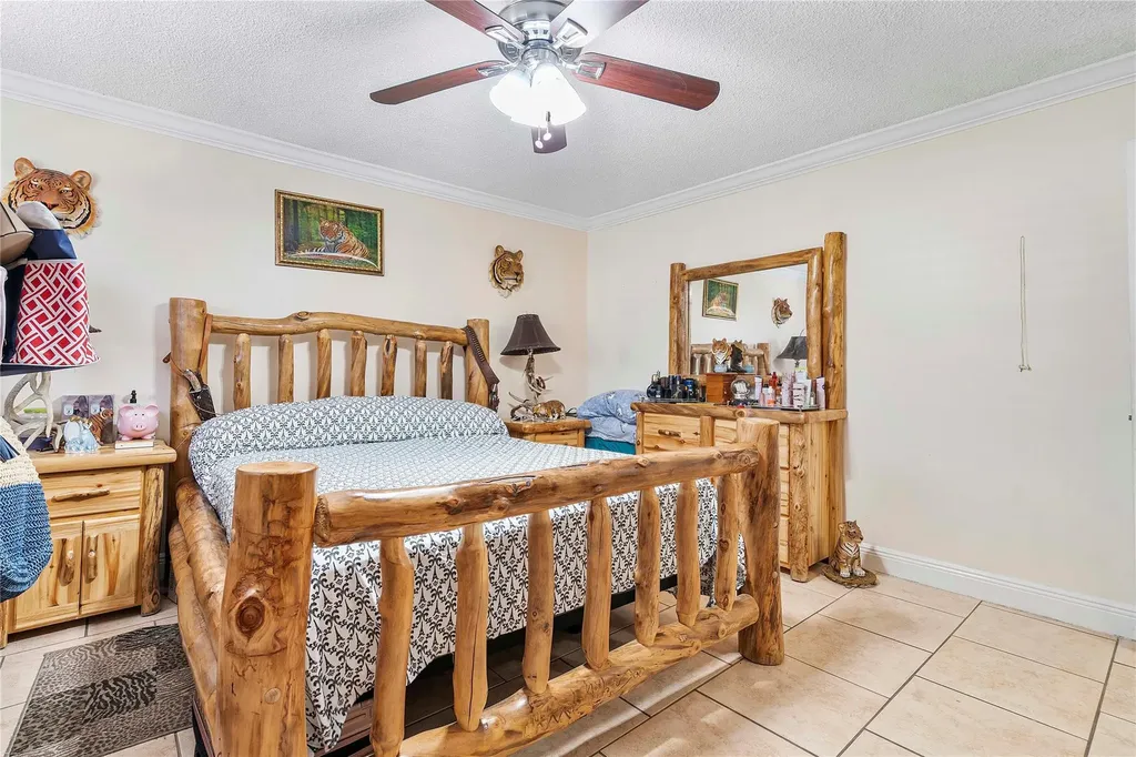 5829 Taylor Street Hollywood FL 33021