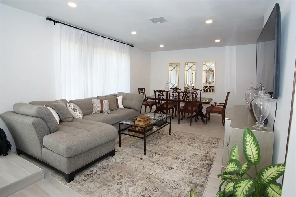 6301 NW 31st Way Fort Lauderdale FL 33309