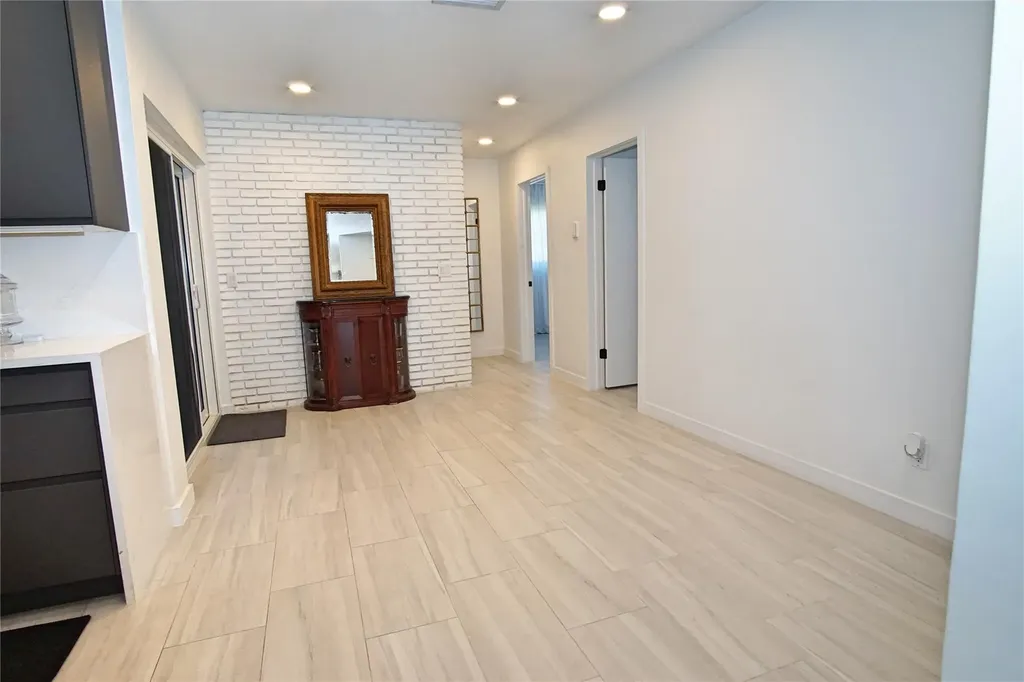 6301 NW 31st Way Fort Lauderdale FL 33309