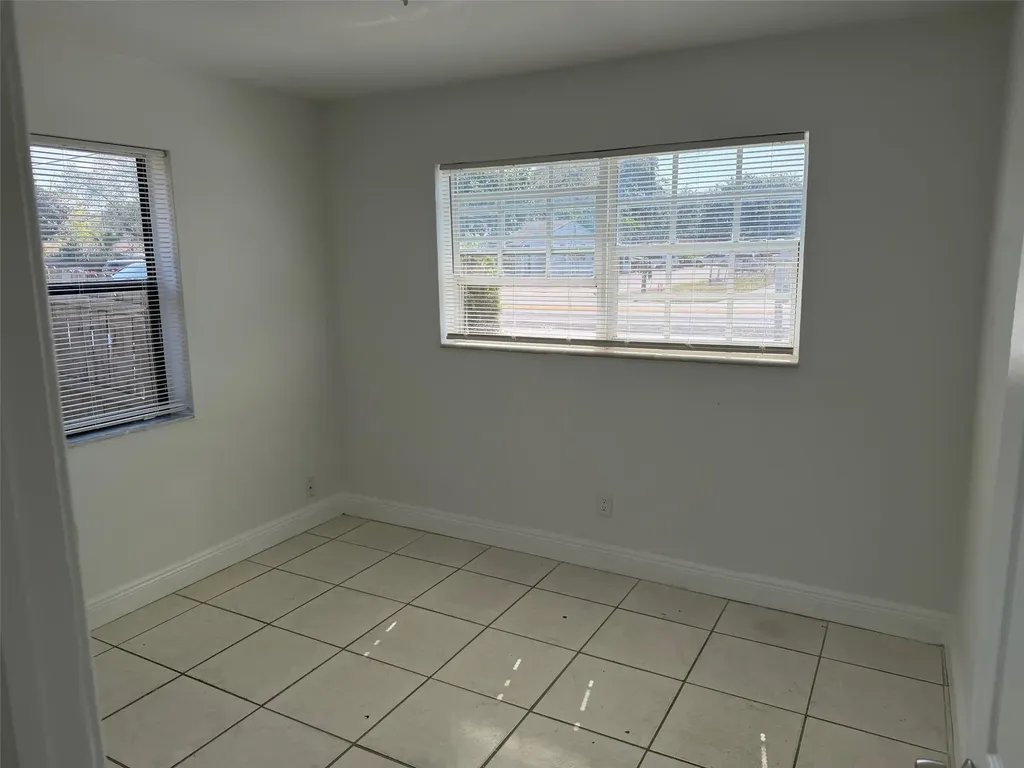 5821 Taft Street Hollywood FL 33021