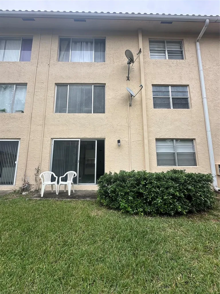3212 NW 103rd Terrace Coral Springs FL 33065
