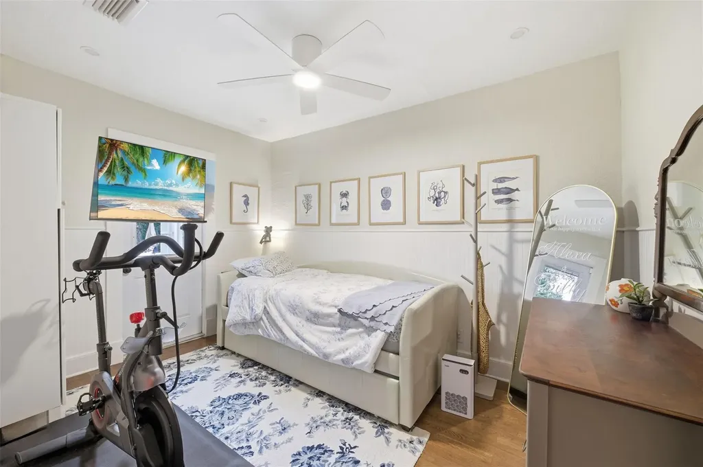 117 S Palmway Lake Worth Beach FL 33460