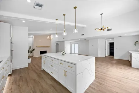 701 NW 77th Avenue Plantation FL 33324
