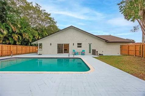 701 NW 77th Avenue Plantation FL 33324