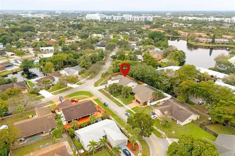 701 NW 77th Avenue Plantation FL 33324
