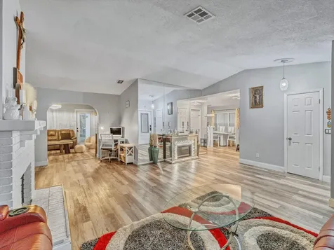 2501 NW 98th Way Coral Springs FL 33065