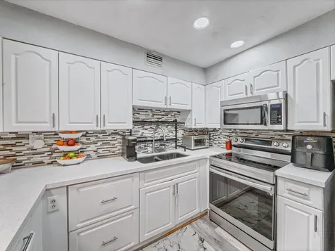 2501 NW 98th Way Coral Springs FL 33065
