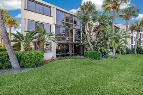1825 Tarpon Lane Vero Beach FL 32960