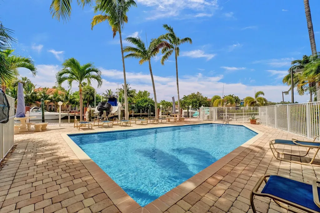 1395 S Ocean Boulevard Pompano Beach FL 33062