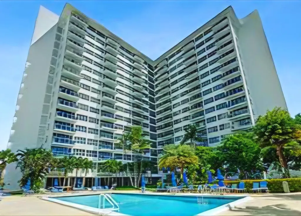 3333 NE 34th Street Fort Lauderdale FL 33308