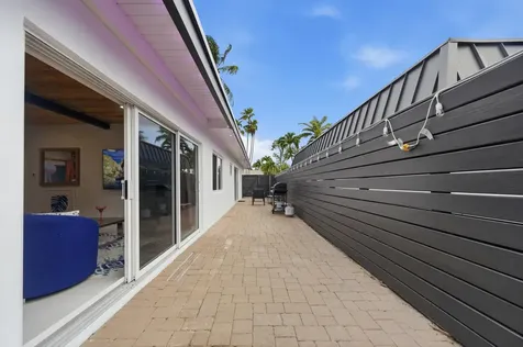 100 NE 22nd Street Wilton Manors FL 33305