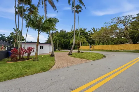 100 NE 22nd Street Wilton Manors FL 33305