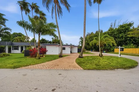 100 NE 22nd Street Wilton Manors FL 33305