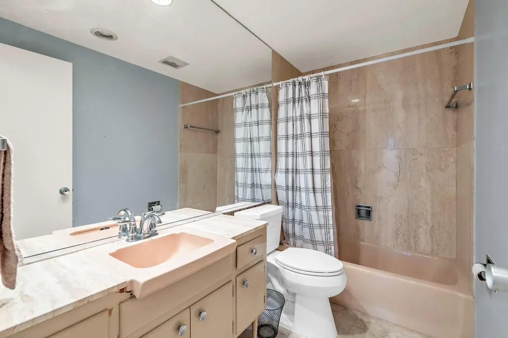 3300 NE 36th Street Fort Lauderdale FL 33308