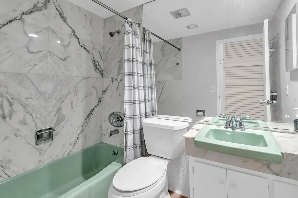 3300 NE 36th Street Fort Lauderdale FL 33308