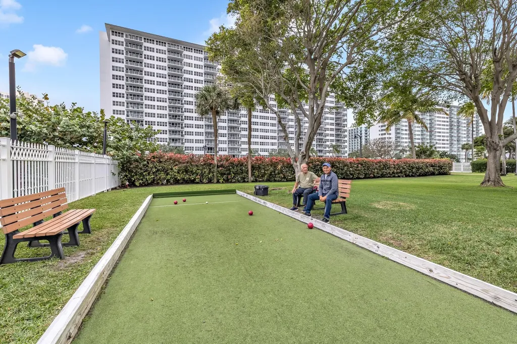 3300 NE 36th Street Fort Lauderdale FL 33308
