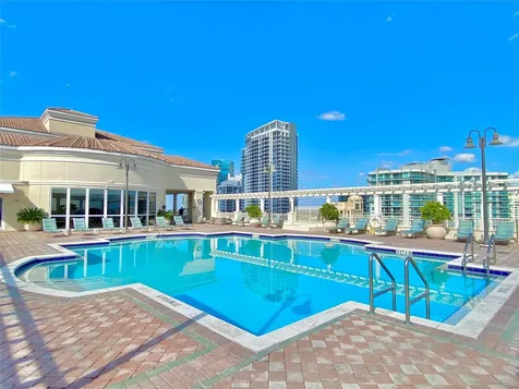 511 SE 5th Avenue Fort Lauderdale FL 33301