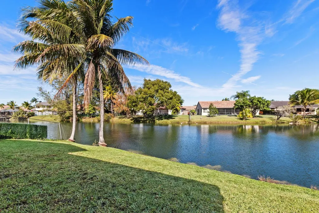 15141 Brighton Lane Davie FL 33331