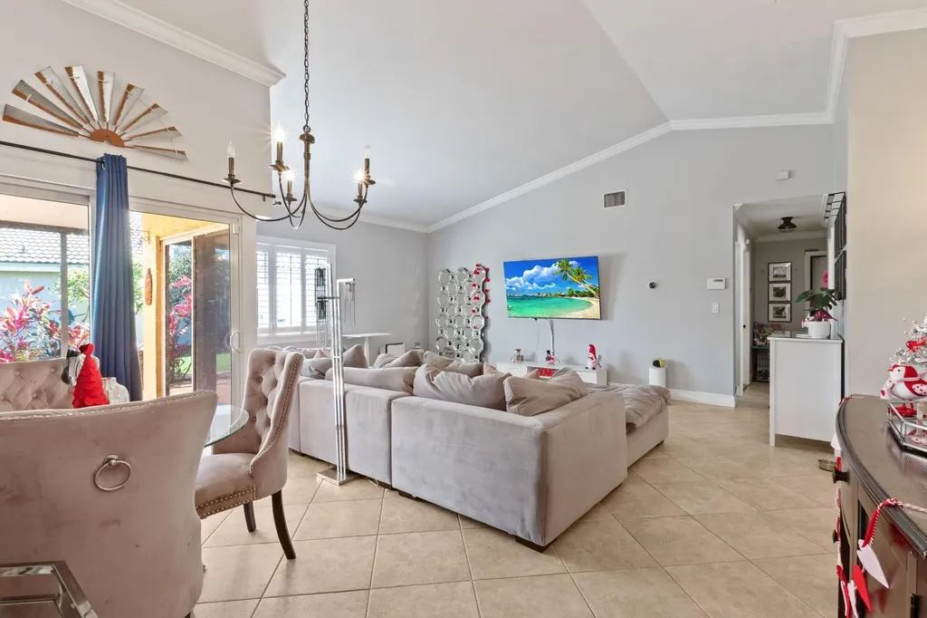15141 Brighton Lane Davie FL 33331